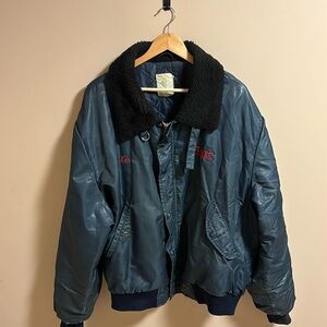 Vintage pine falls clothing bomber jacket